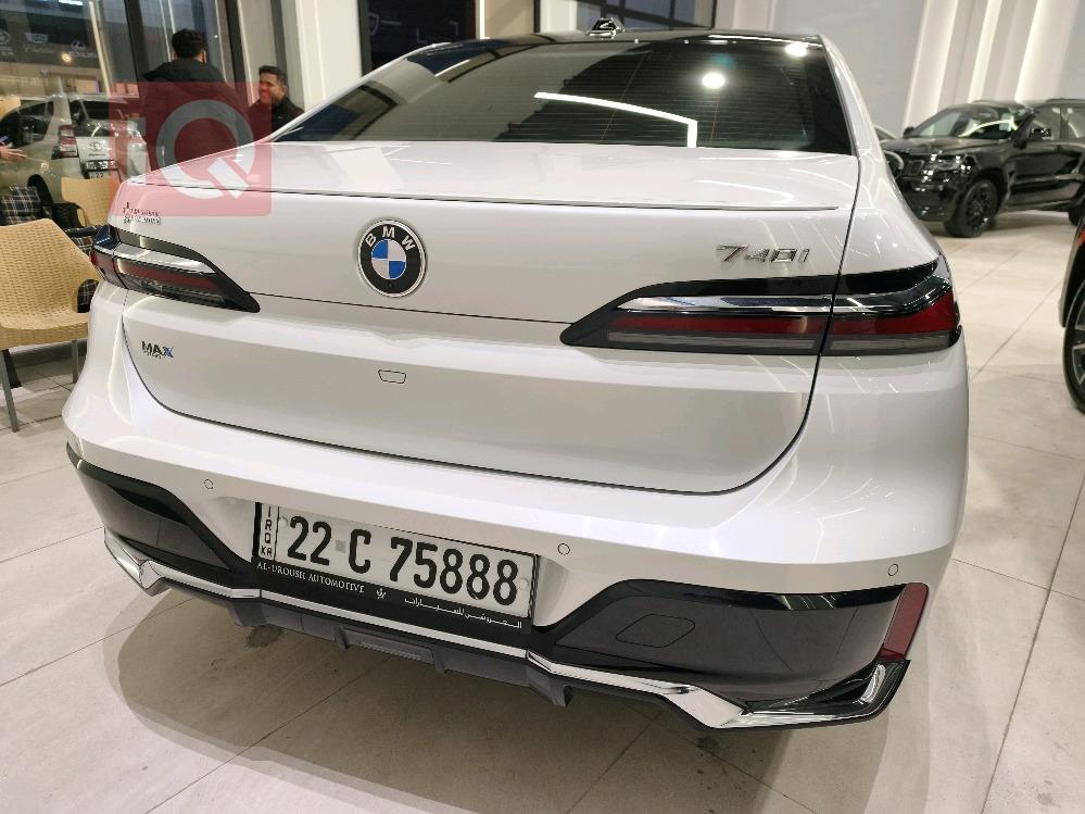 بي ام دبليو الفئة 7